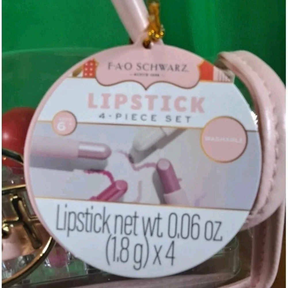 NIP FAO Schwarz Lipstick Set - 4pc with a Pink and Clear Purse - Pink Lilac Silv
